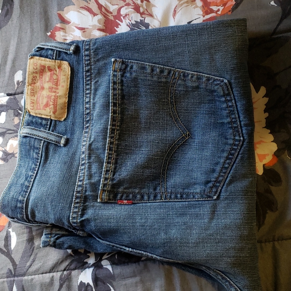 Levis men jeans